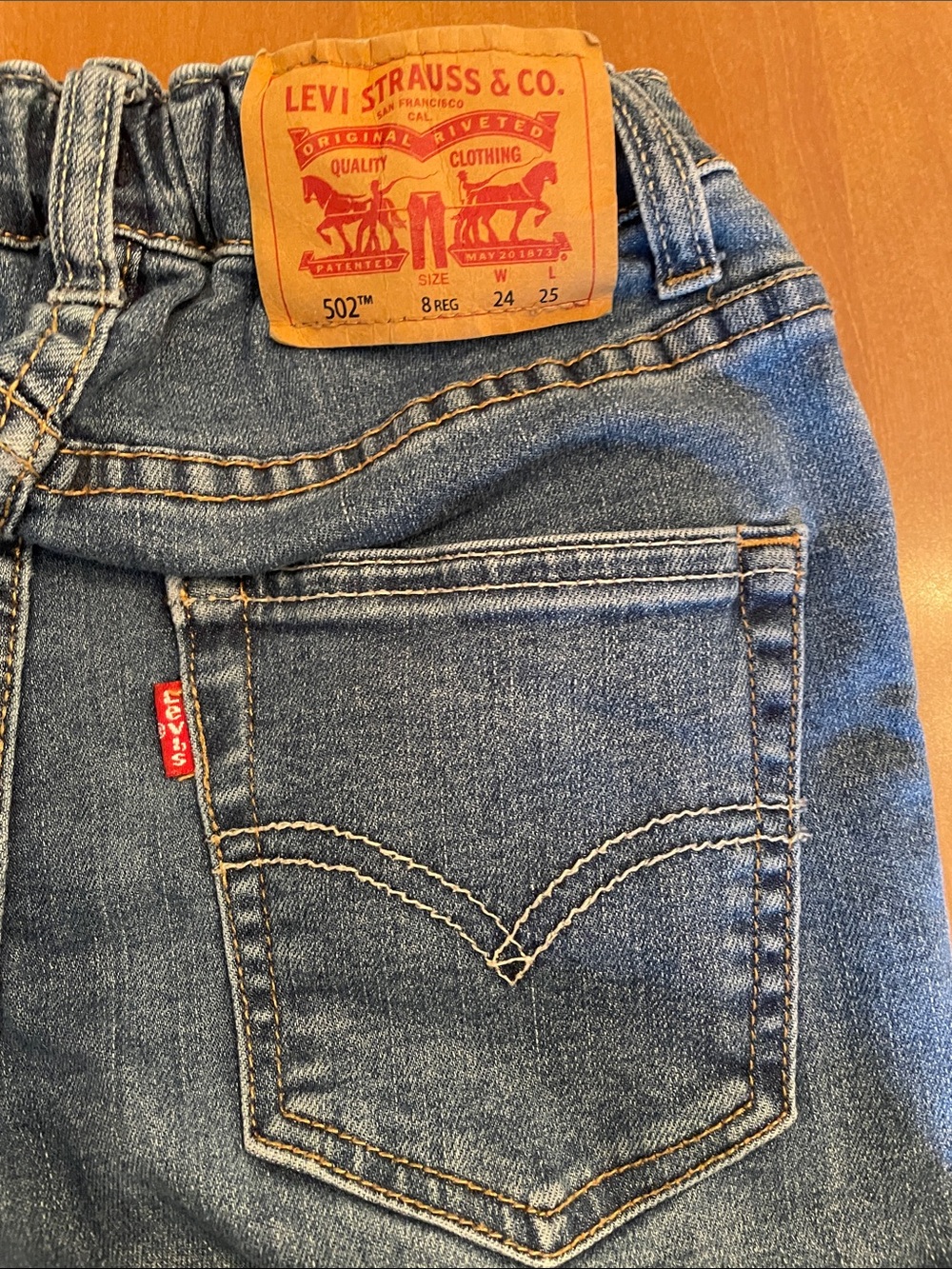 Levi's Slim size 8 regular Straight Jeans in Faded Blue Denim